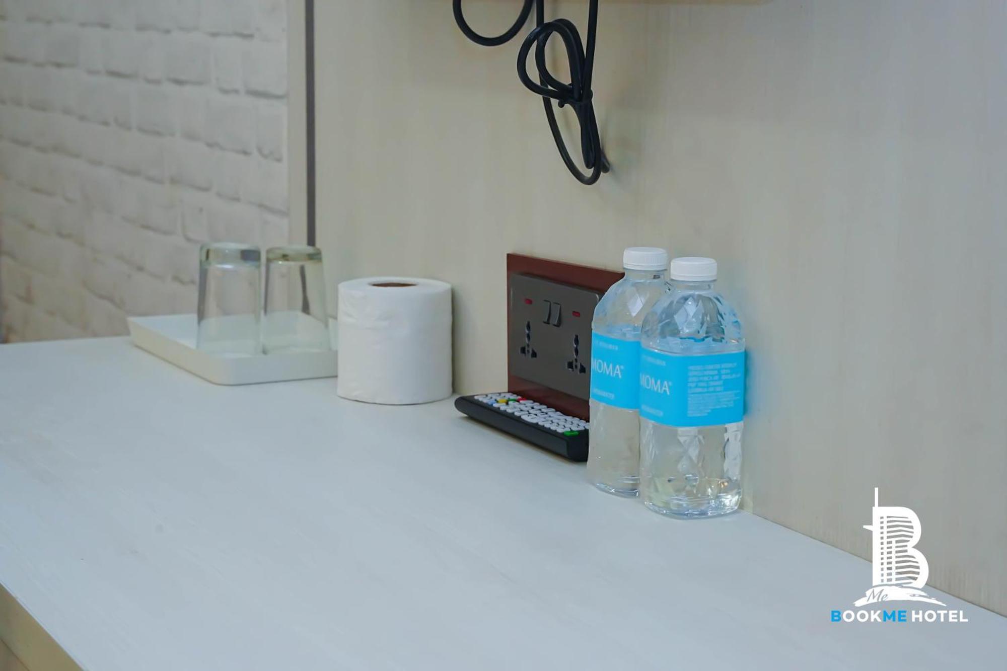 Bookme Hotel Johor Bahru Luaran gambar